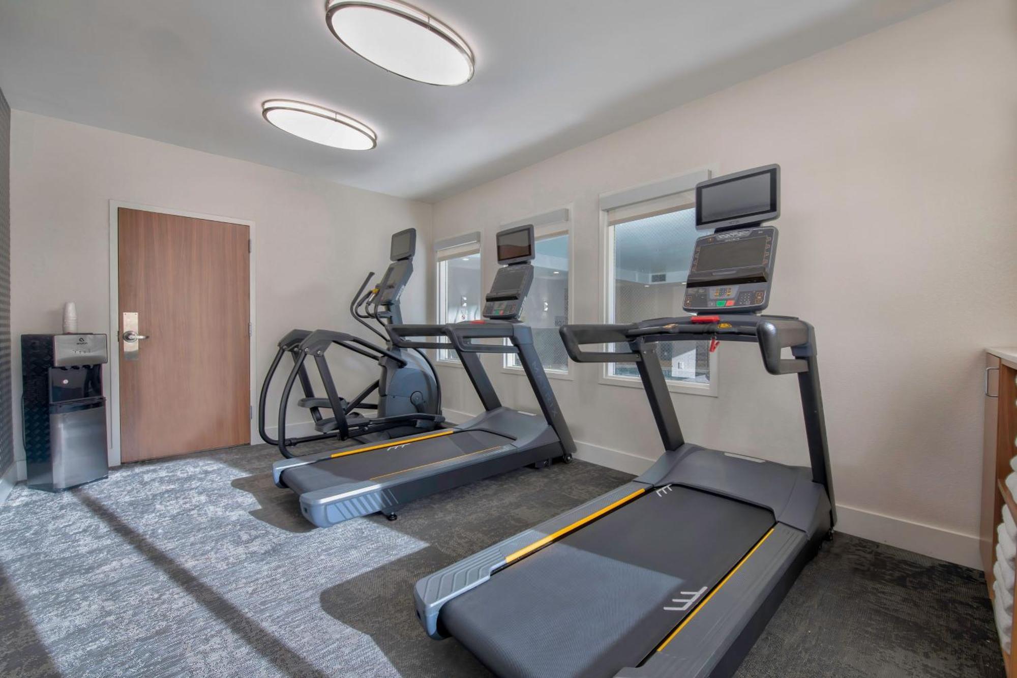 Fairfield Inn & Suites By Marriott Greenwood Bagian luar foto