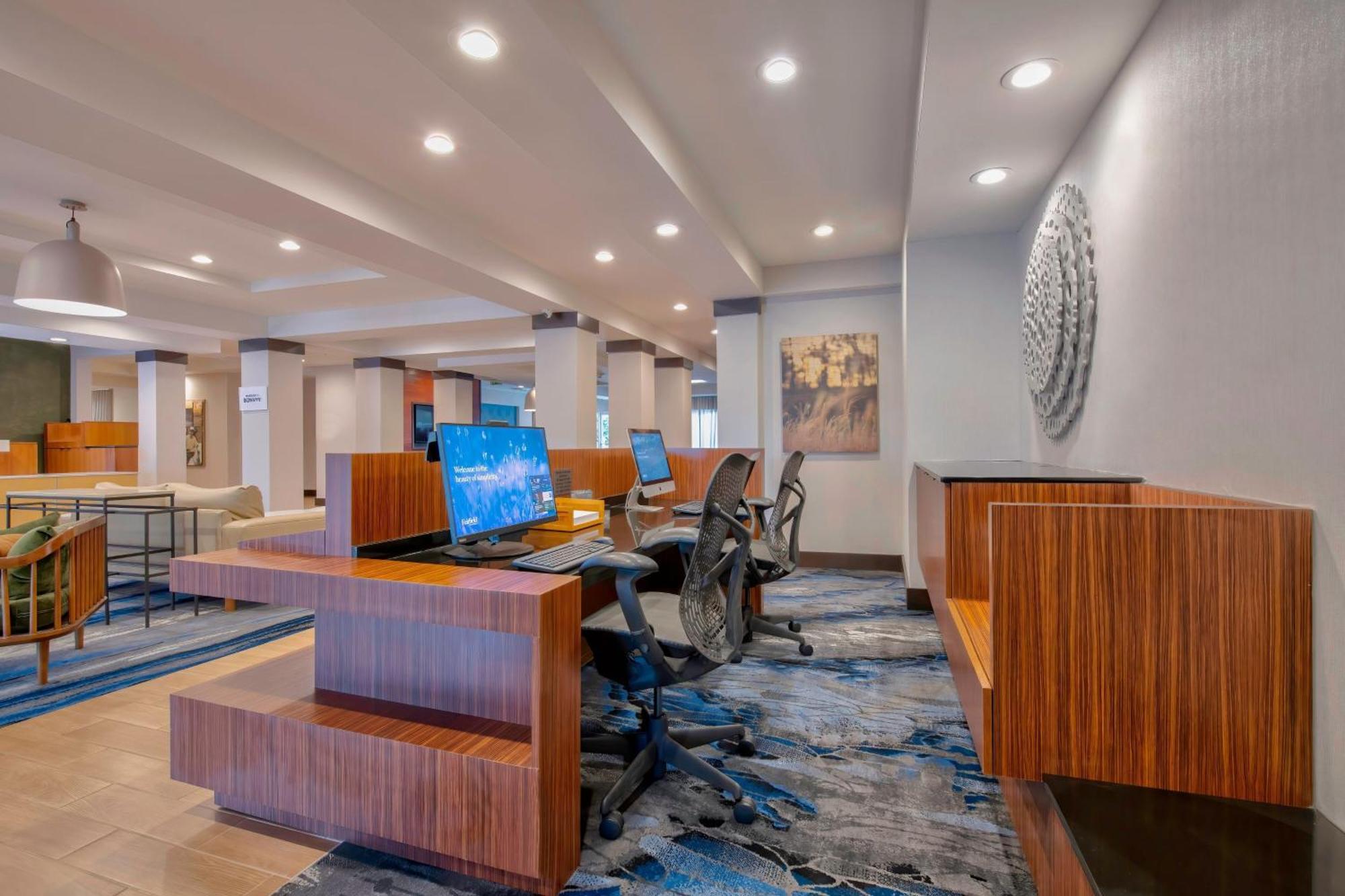 Fairfield Inn & Suites By Marriott Greenwood Bagian luar foto