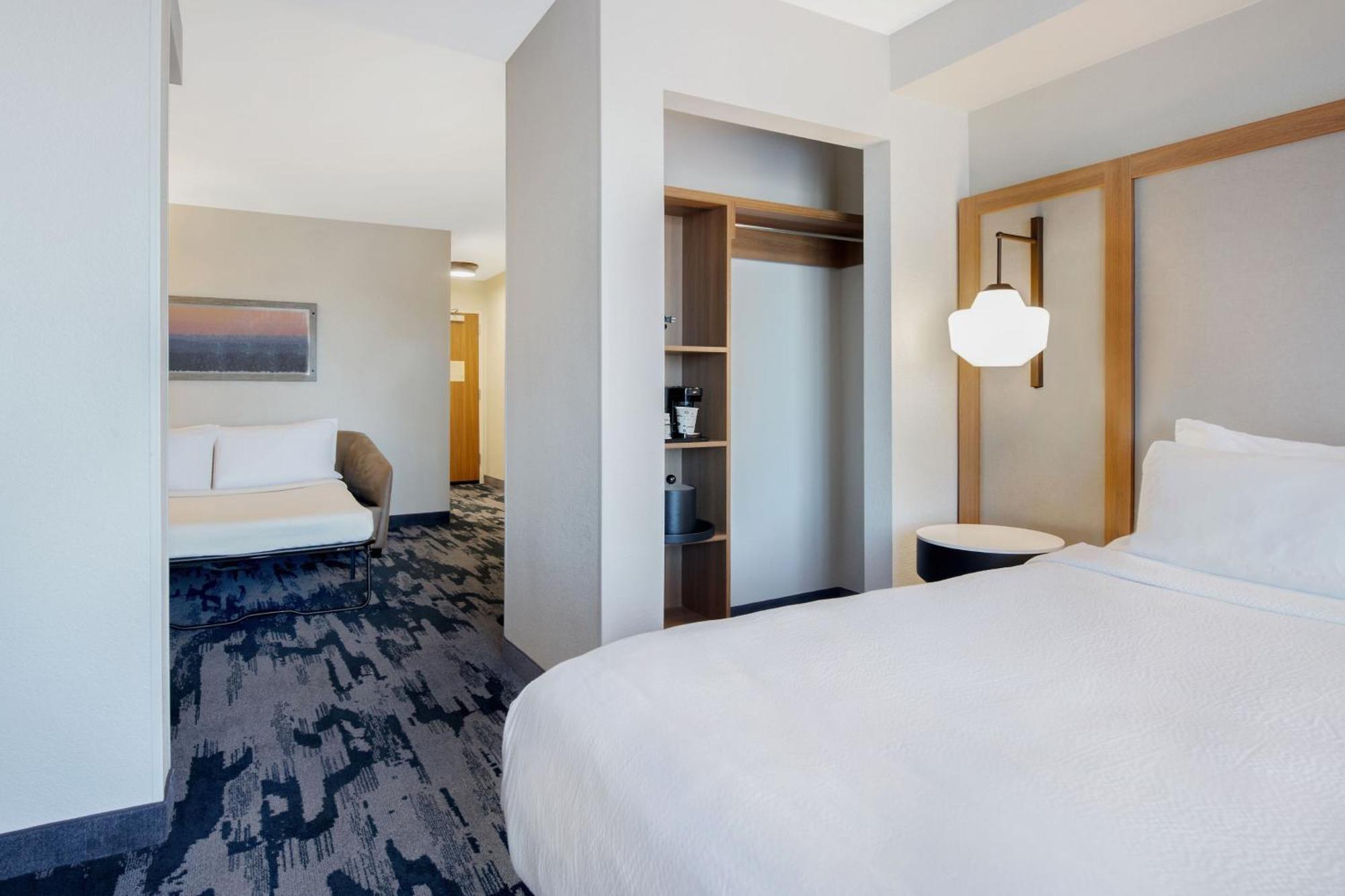 Fairfield Inn & Suites By Marriott Greenwood Bagian luar foto