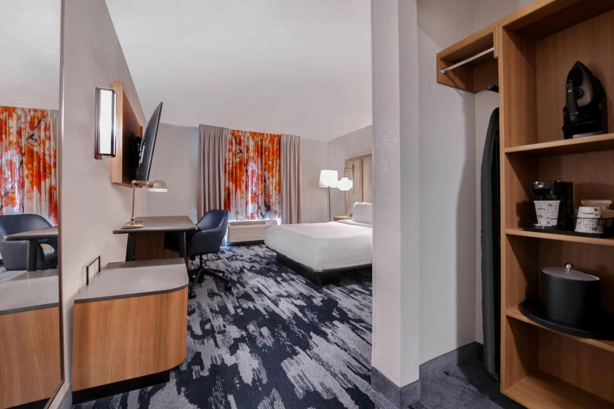 Fairfield Inn & Suites By Marriott Greenwood Bagian luar foto