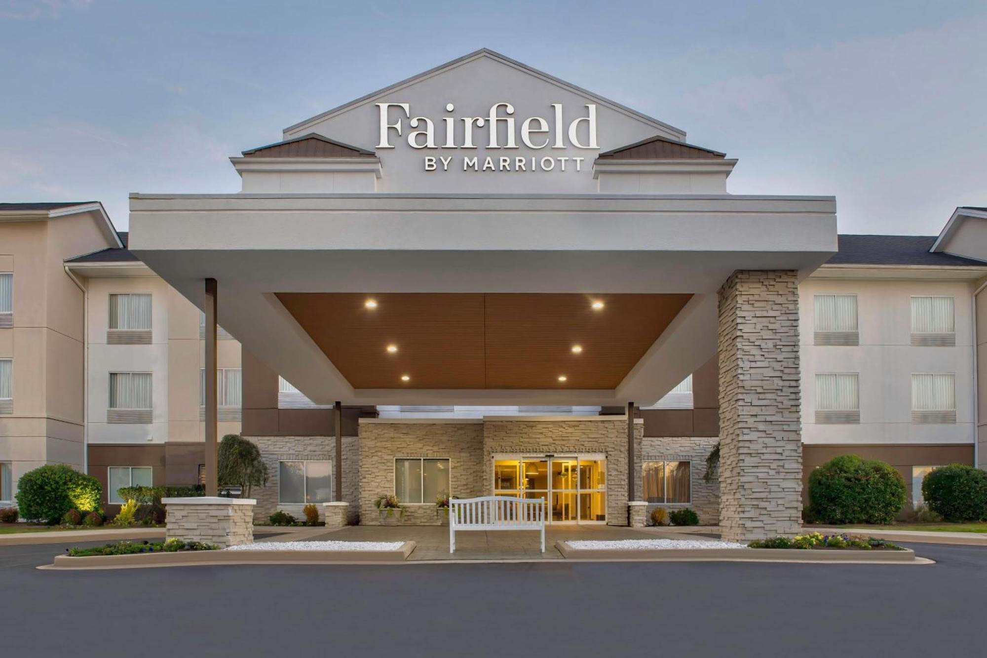 Fairfield Inn & Suites By Marriott Greenwood Bagian luar foto