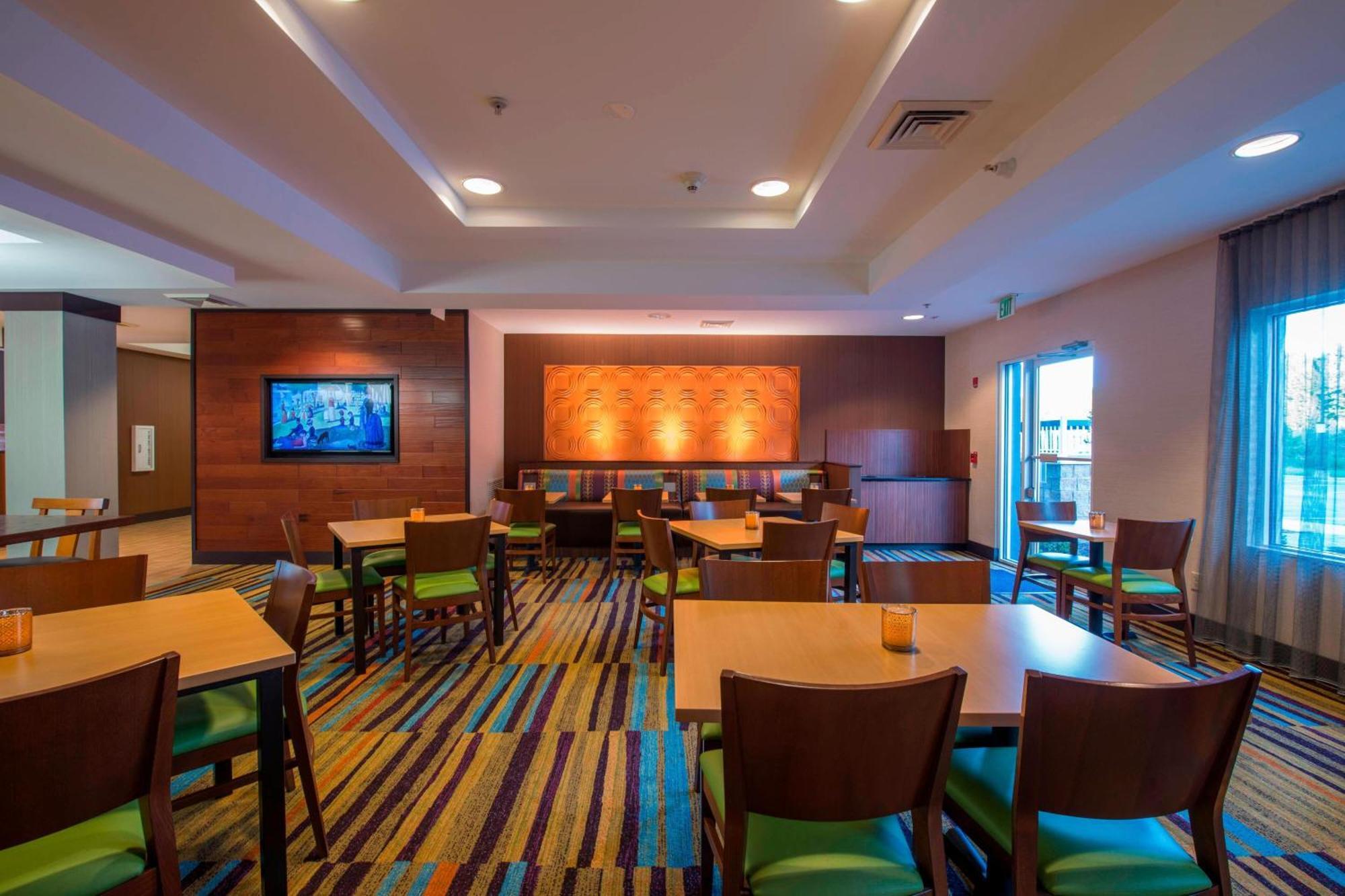 Fairfield Inn & Suites By Marriott Greenwood Bagian luar foto